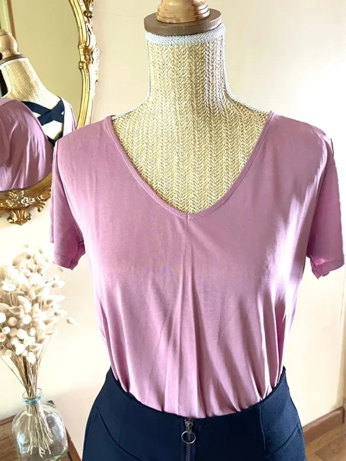 Sublime Top Rose Élégant - Kiabi - Taille M dos croisé avec lien à nouer noeud - photo numéro 8