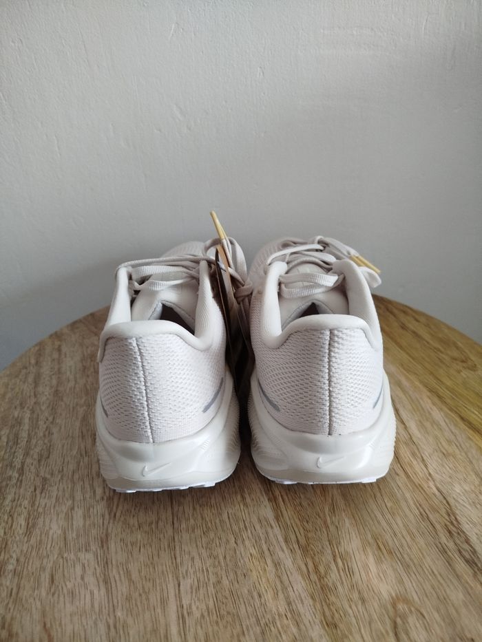 Baskets Nike T 39 - photo numéro 5