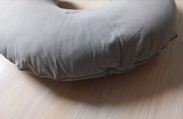 Coussin d'allaitement/grossesse - photo numéro 2