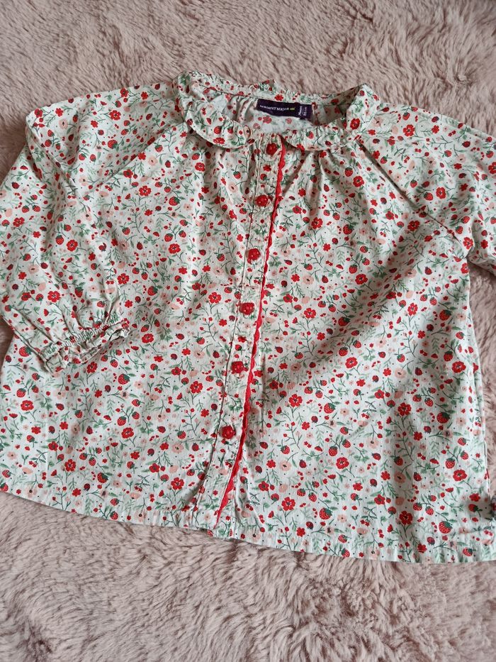 Blouse fraise - taille 24 mois