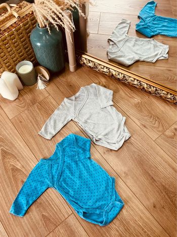 Taille 1 mois lot de 2 bodies manches longues garçon Kiabi bleu gris 💙