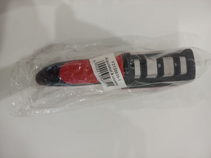 Aiguiseur de couteaux neufs (3 type)