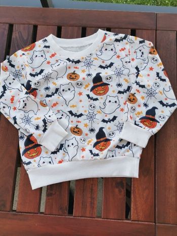 Pull Halloween taille 4 ans
