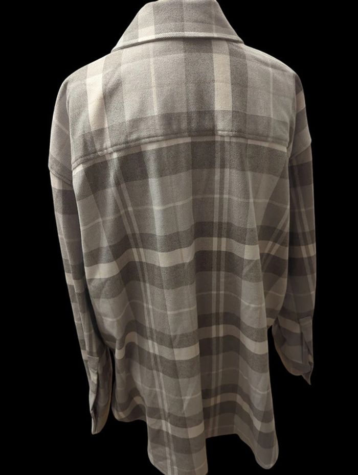 chemise H&M gris taille L - photo numéro 2