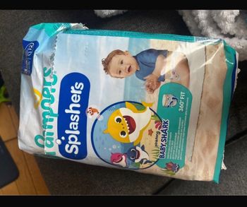 Couche piscine Pampers