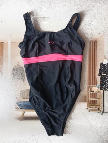 Maillot de bain taille 40 Decathlon
