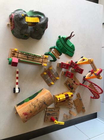 Lot de 19 pièces accessoires tarin Brio