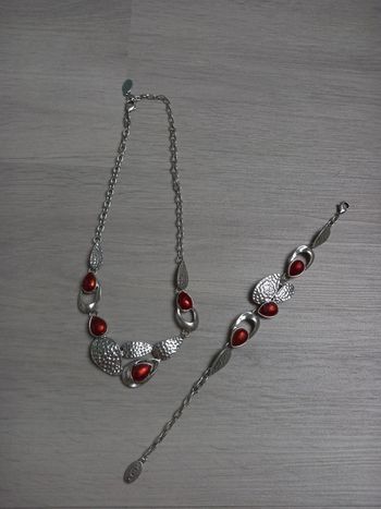 Ensemble Be Jewels rouge/bordeau