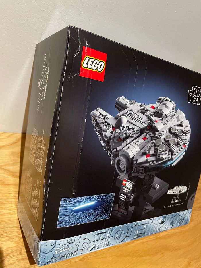 Lego Star Wars 75375 Millennium Falcon™ - photo numéro 4