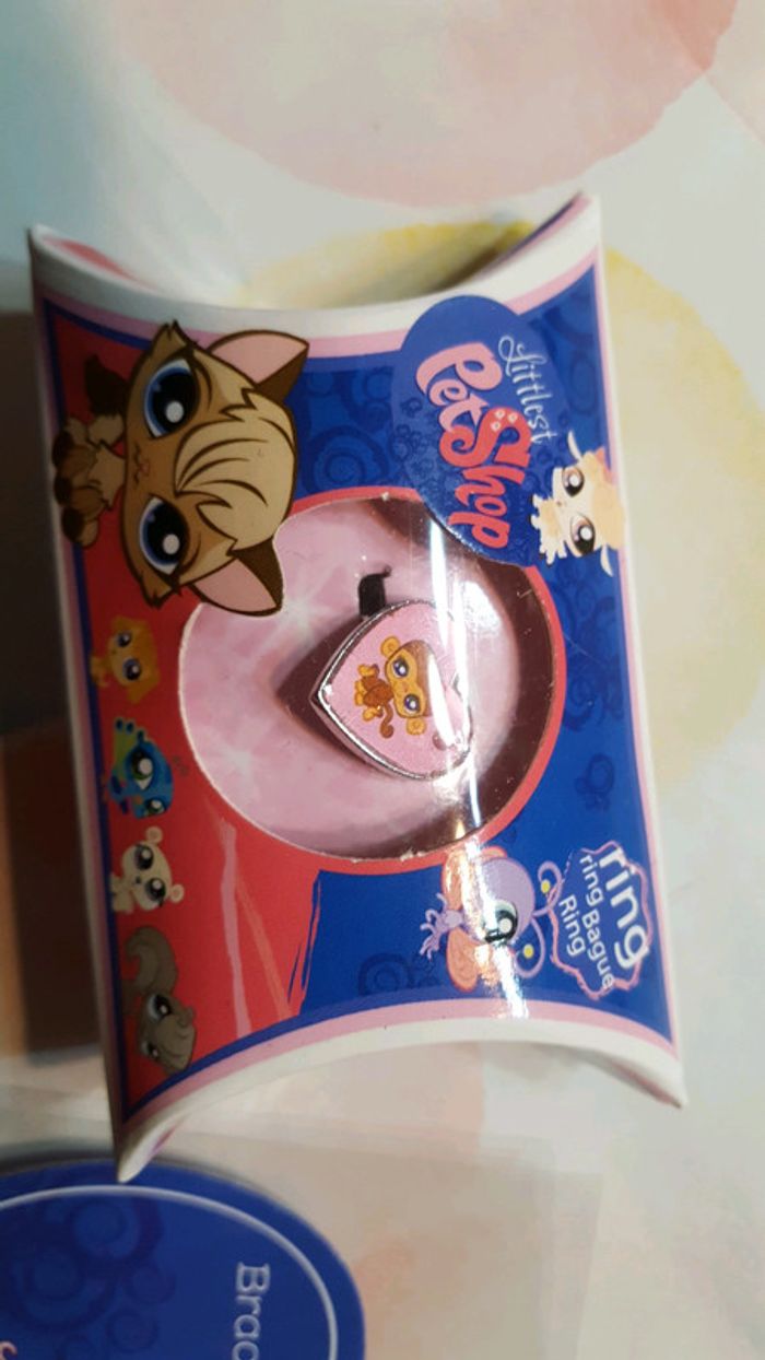 Lot bracelet et 3 bagues petshop - photo numéro 2