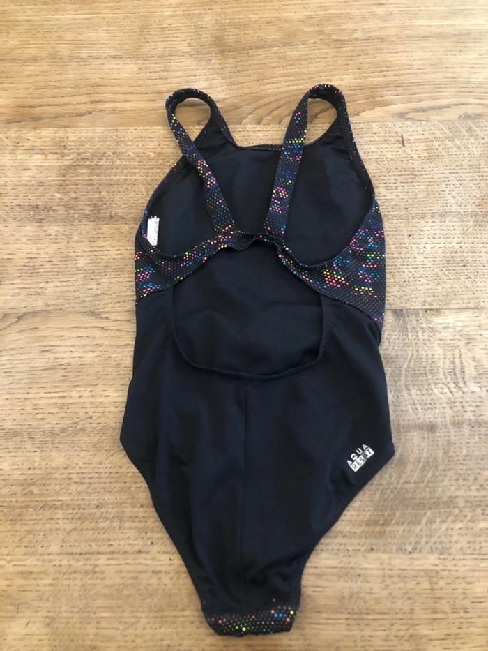 Maillot de Bain 8 ans état neuf - photo numéro 2