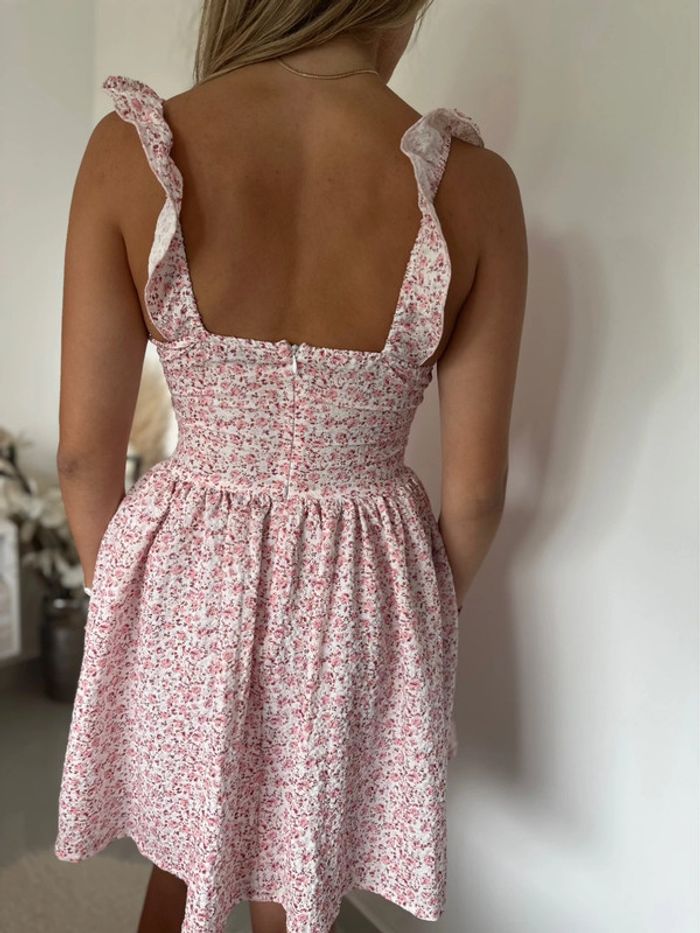 Robe taille 34 - photo numéro 2
