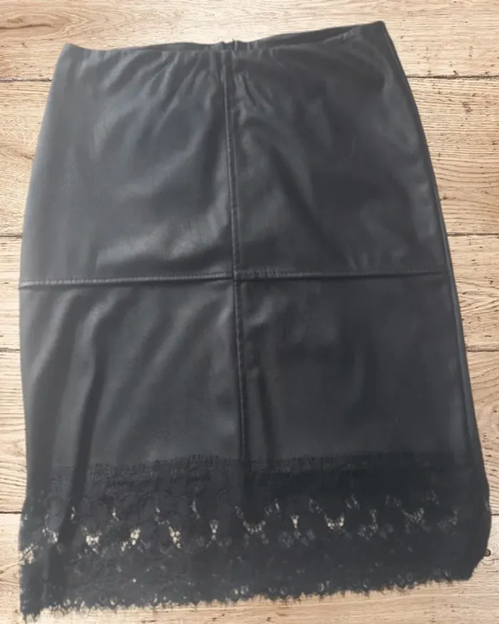 Kort rokje maat M - photo numéro 2