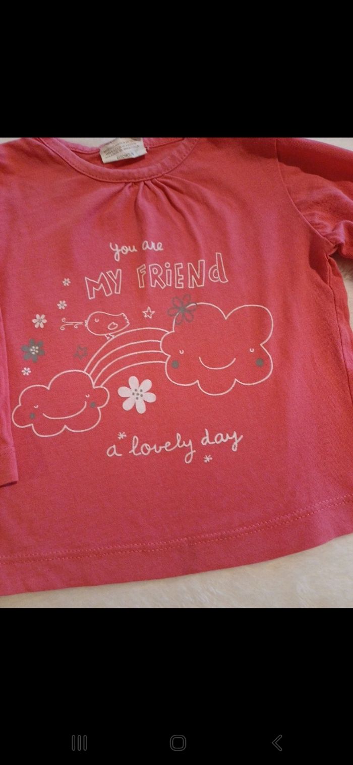 T.shirt bébé taille 9 mois - photo numéro 2