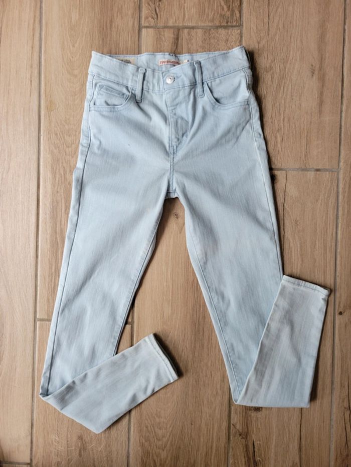 Levi's 720 High rise super skinny- 25