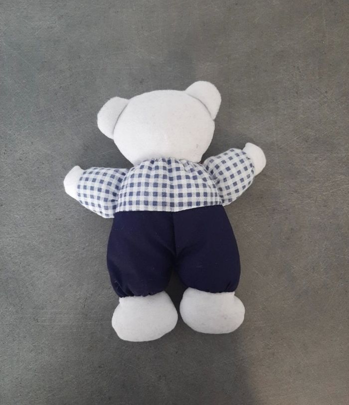 Peluche ours en salopette - photo numéro 2