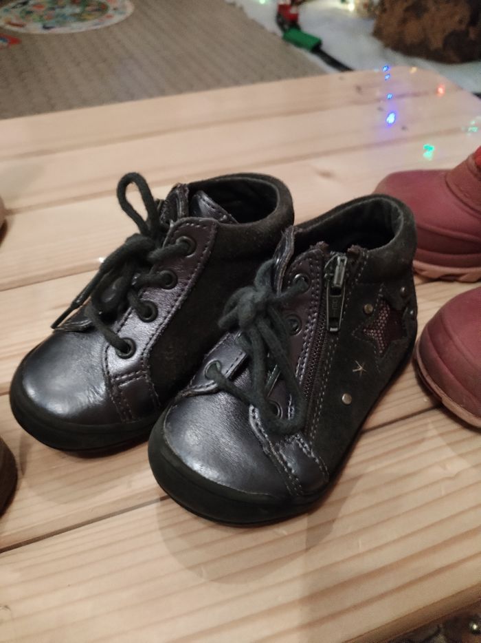 Chaussures taille 20 - photo numéro 7