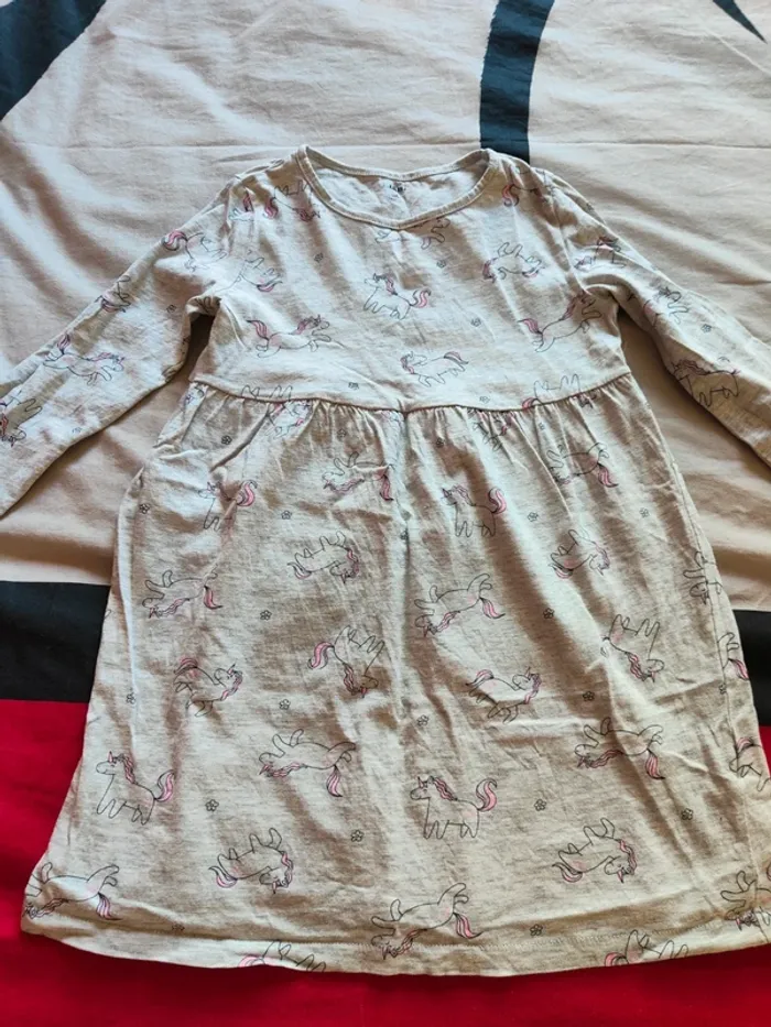 Robe légère 5 ans - photo numéro 2