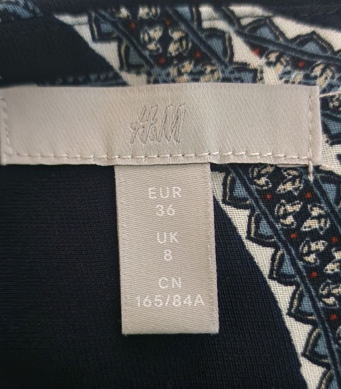 Robe casual H&M – Taille 36 – Bleu Marine – État : Très bon - photo numéro 6