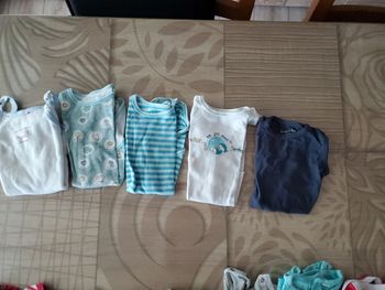 Lot 5 bodis sans manches 12 mois 74 cm