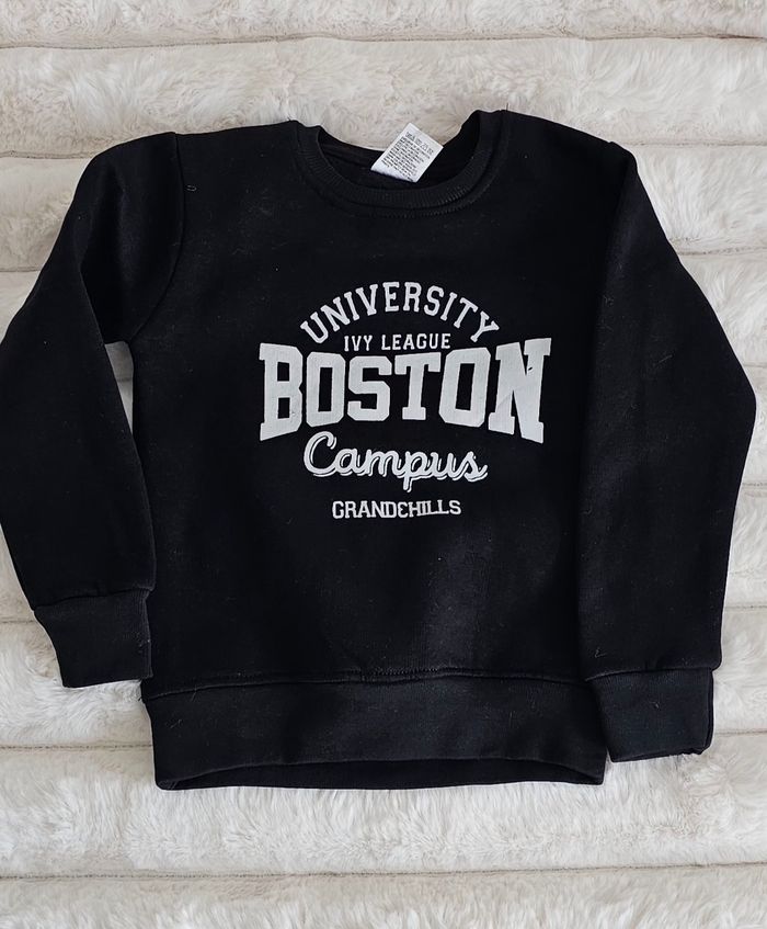 Sweat manches longues Boston 2 ans.