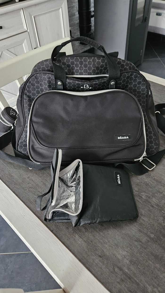 Sac à langer béaba noir