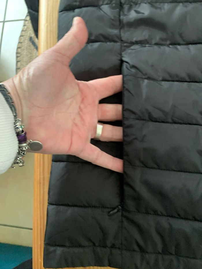 Doudoune taille L Marque la Halle noire - photo numéro 3