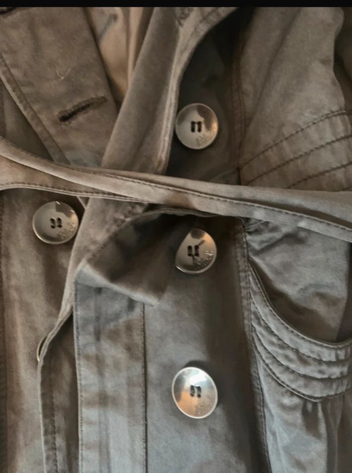 Trench avec ceinture - photo numéro 3