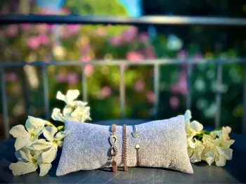 Lot 3 bracelet