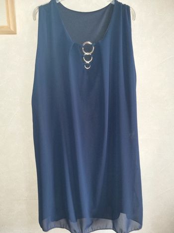 Robe sans manches