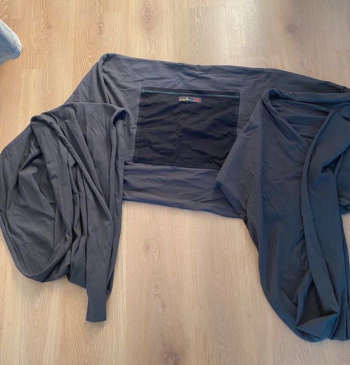 Porte bébé de la naissance à 14kg élastique  marque Lovradus gris - photo numéro 2