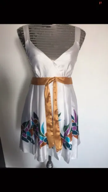 Robe à bretelles