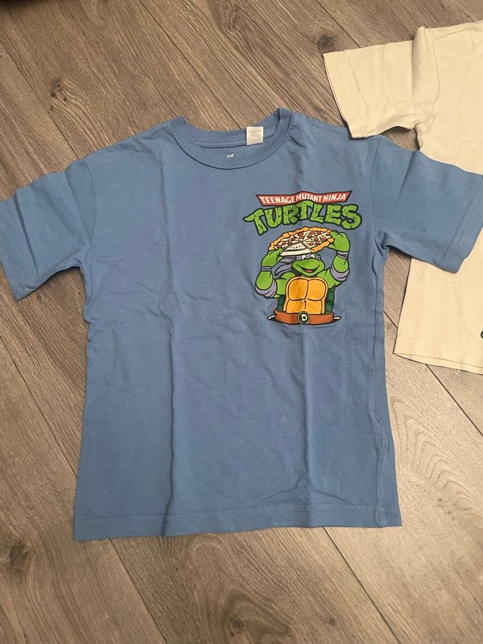Lot 2 t-shirt h&M 4/6 ans 11O/116 centimètres tortues ninja - photo numéro 3