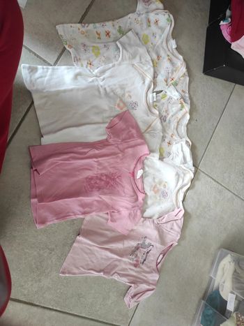 Lot de 7 maillots de corps absorba 4 ans