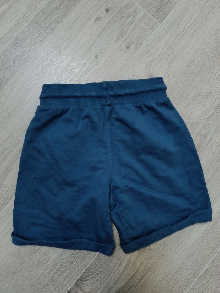 Short 5 ans TAO - photo numéro 4