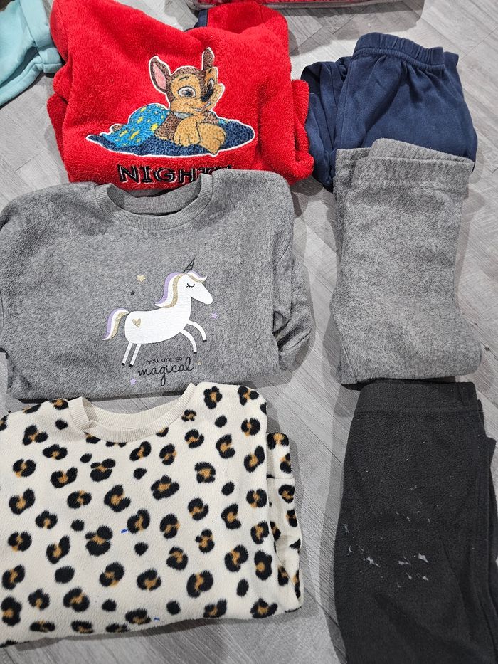 Lot pyjama - photo numéro 3