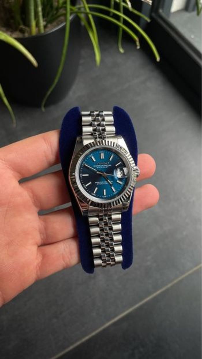 Seiko Mod cadran Datejust Bleu sur mesure avec Bracelet jubilé