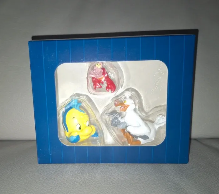 Lot de 3 figurines ariel la petite sirène disney showcase - photo numéro 2