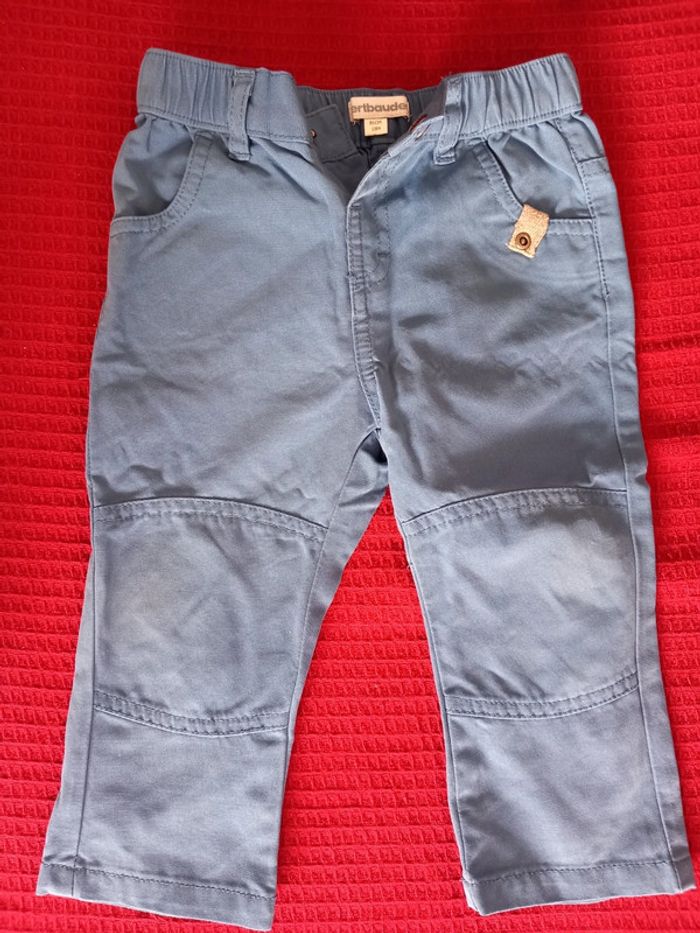 2 pantalons