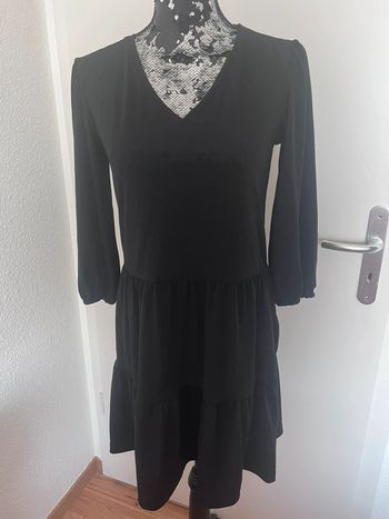 Robe noir