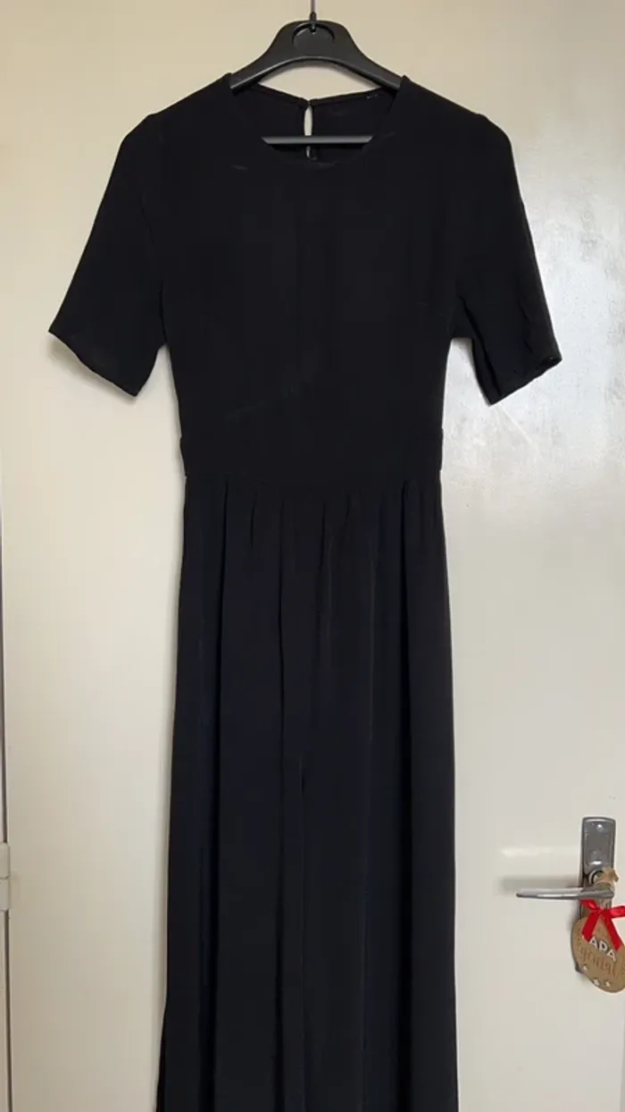 Combinaison Asos T36 🖤 - photo numéro 3