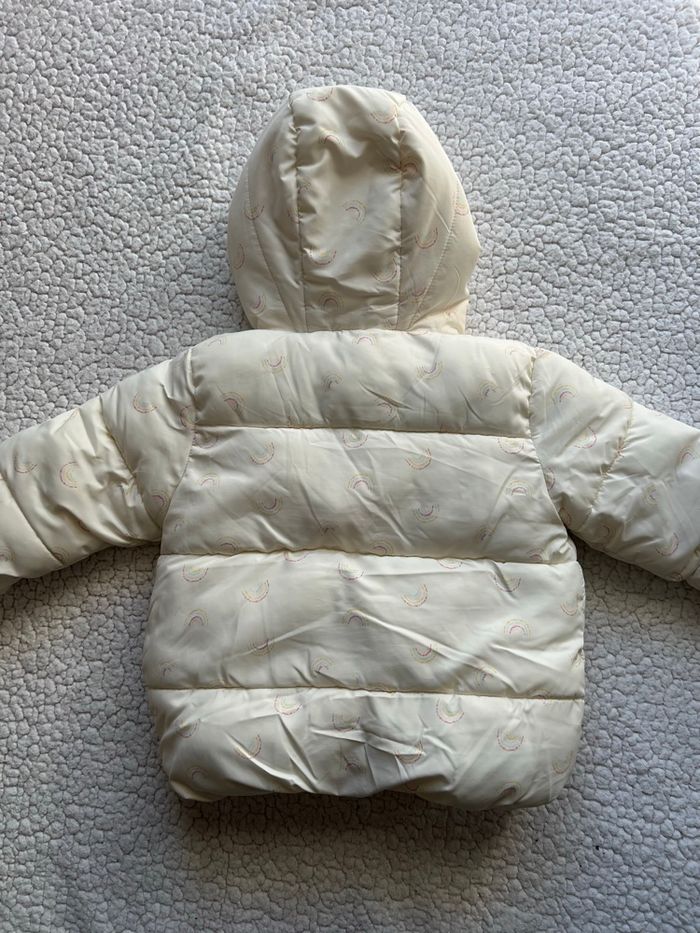 Doudoune motifs arc-en-ciel taille 18 mois Tex - photo numéro 6
