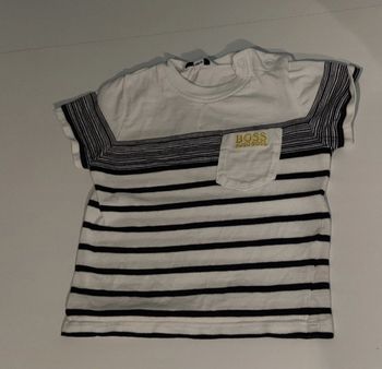 T shirt Hugo Boss taille 12 mois