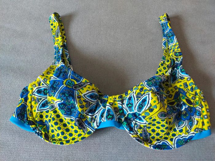 Haut de bikini Red Point – Taille 40C – Neuf avec étiquette - photo numéro 6