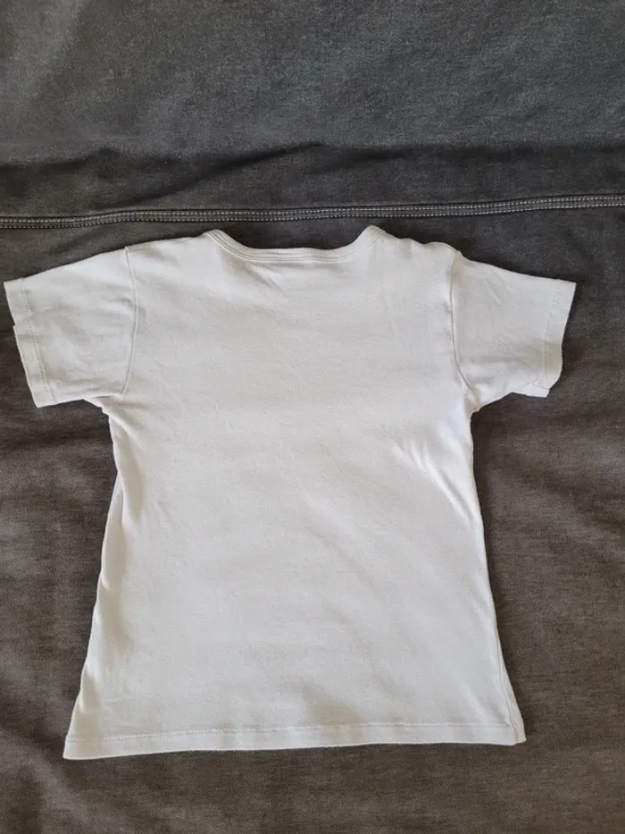 Tee-shirt Petit Bateau 8 ans - photo numéro 2