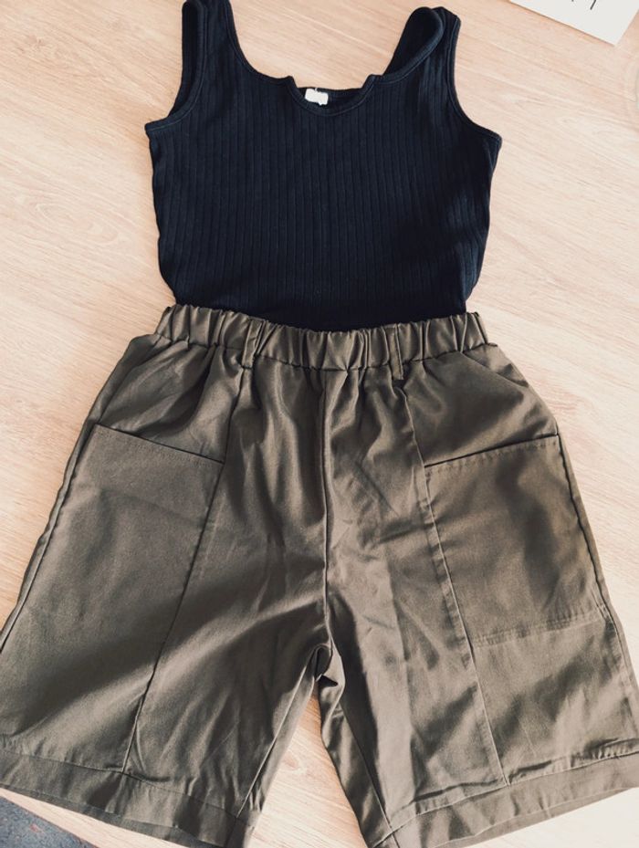 Ensemble fille Short/ bermuda kaki + débardeur noir Shein 13-14 ans