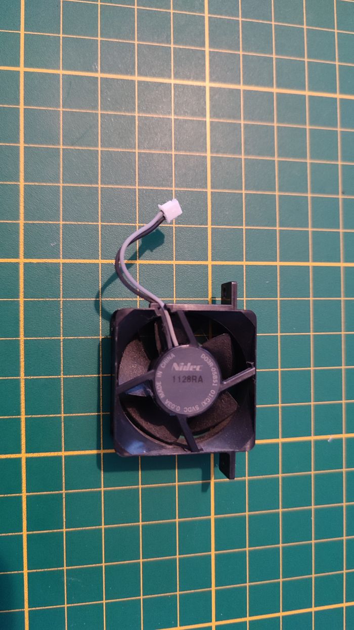 Ventilateur Nidec D03R-05BS1 pièce détachée console de jeux Nintendo Wii RVL-001 EUR #D58 - photo numéro 2