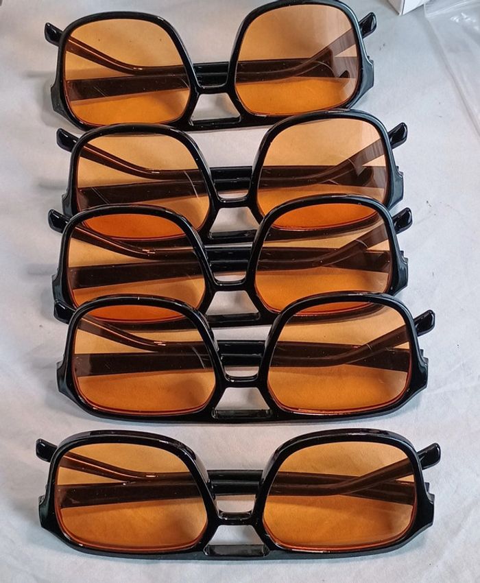 Lot de lunettes de soleil été familiale - photo numéro 9