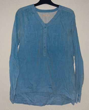 blouse/chemise