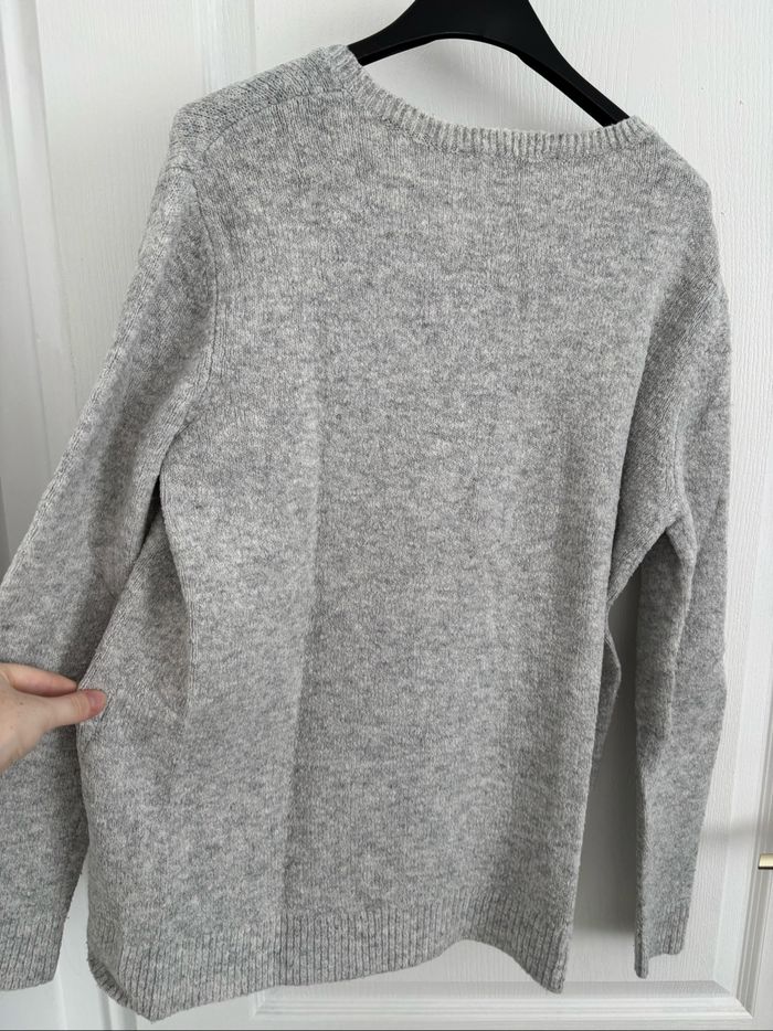 Pull gris - photo numéro 4